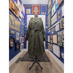 18W Olive Green Trench Coat w/ Detachable Hood!
